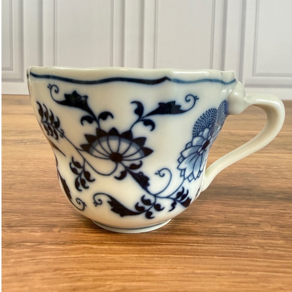 Vintage Blue Danube Cobalt Onion Pattern Tea Cup Banner Pre-1976 EUC‎